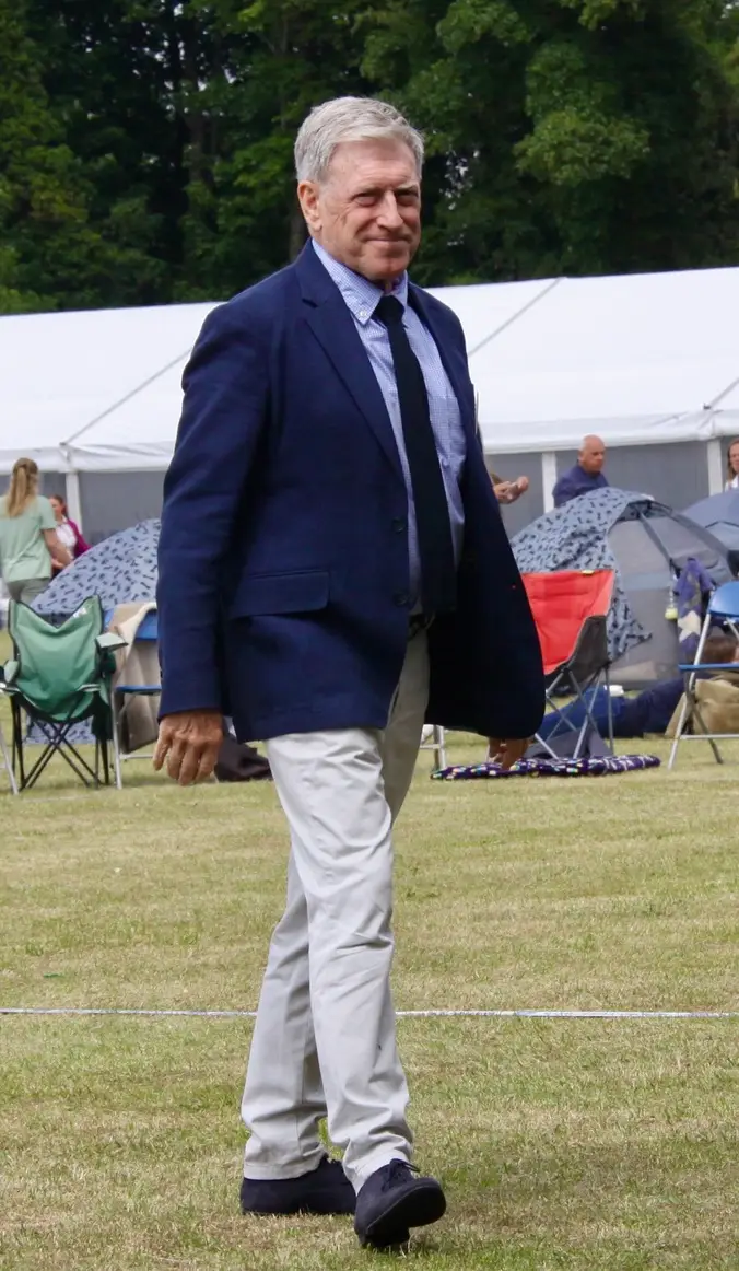 71e28e42 4858 468e a635 4fa38083228b 1 105 c